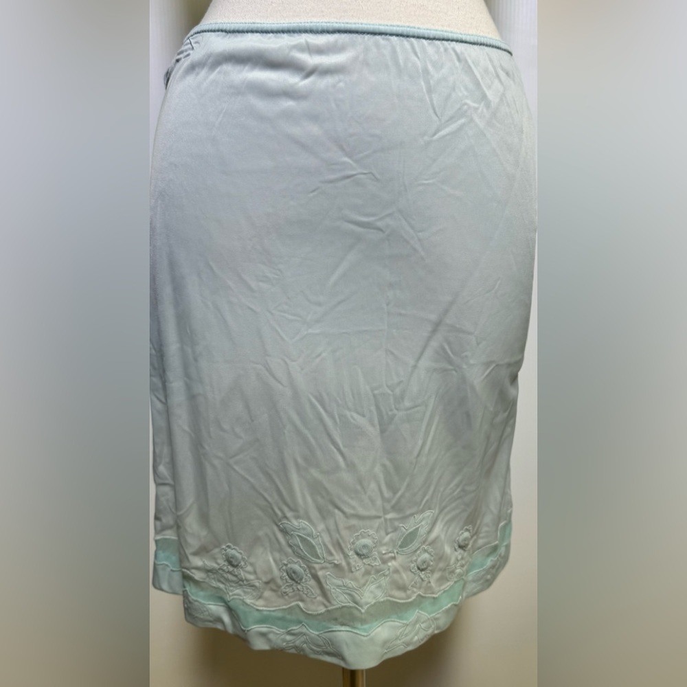 Woman’s slip